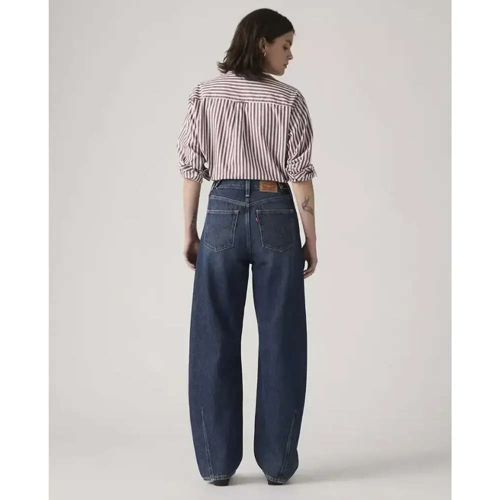 Levi's Cinch Barrel Jeans High Rise Color: Dark Wash Size: 25 x 31 (Size 2/ XS) - Picture 2 of 9